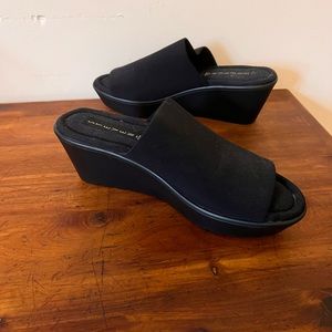 Vintage Steve Madden Slinky30
